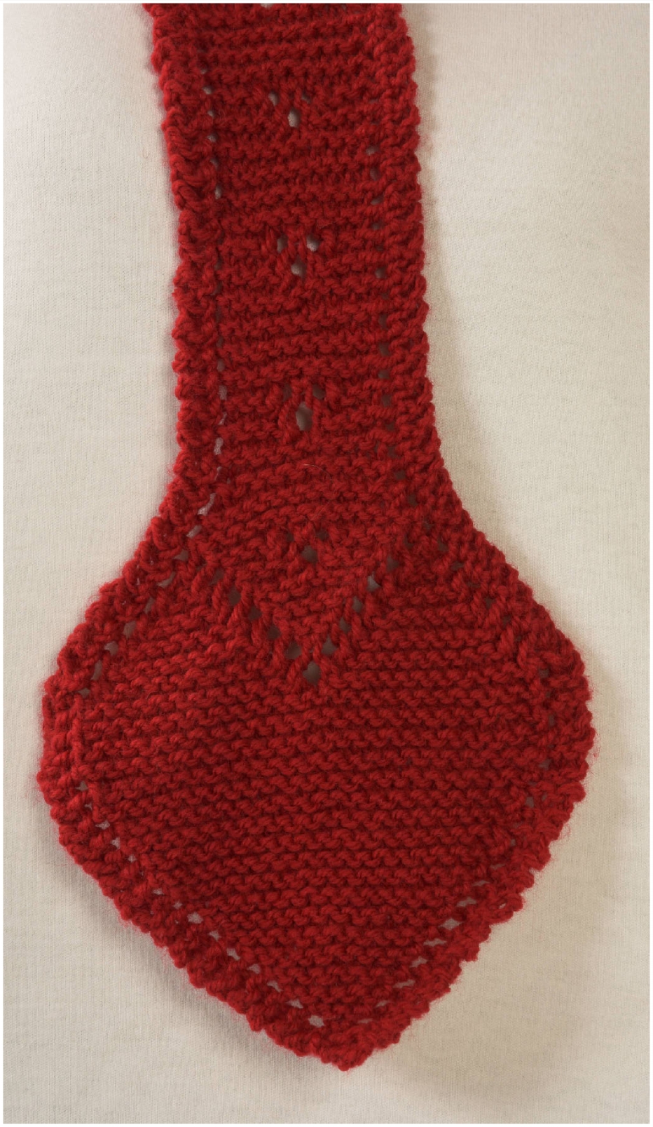 Encore Go Red Scarf Pattern #F139